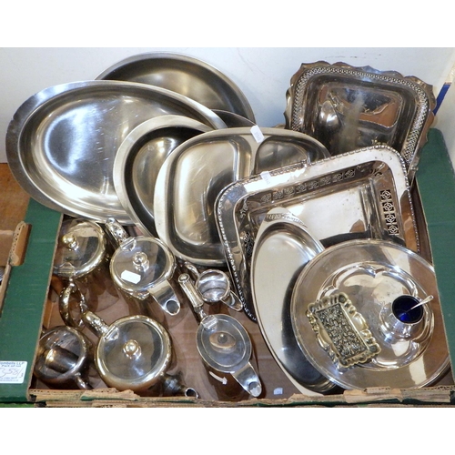 358 - A large qty of misc silver plate, metal wares & cutlery (3)