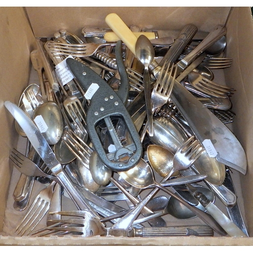 358 - A large qty of misc silver plate, metal wares & cutlery (3)