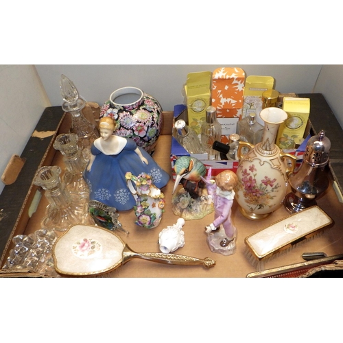 390 - A misc lot to inc perfumes ceramics etc AF