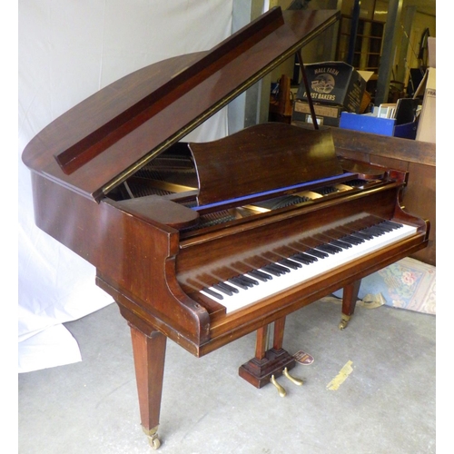 819 - A Bechstein baby grand piano, numbered 240196, marked Bechstein London, case marked