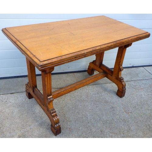 854 - A Victorian oak rectangular centre table, missing one block, 123cm wide