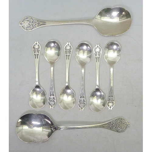 124 - A set of silver fruit salad spoons, comprising two serving spoons and six eating spoons.  Serving sp... 