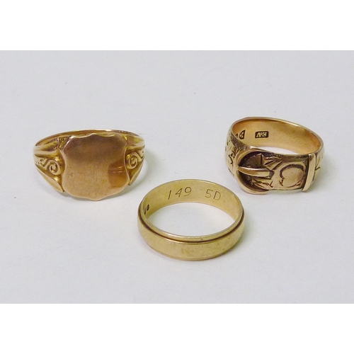 146 - Three various 9ct gold rings 11g