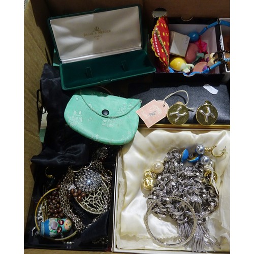 66 - Costume jewellery incl a pair of Paris House - Ye Hands & Beads ladies leather cufflinks, faience be... 