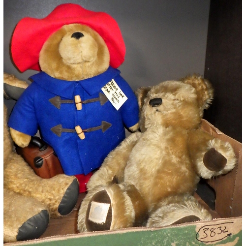 106 - A Paddington bear together with three further vintage bears (4)