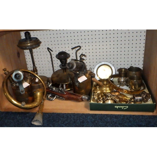 107 - A qty of misc metal wares to inc burners etc