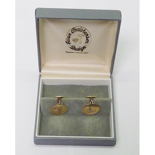 307 - A pair of Allan Christensen chain-link cufflinks, 9ct gold, each head engraved with a swan motif, Lo... 