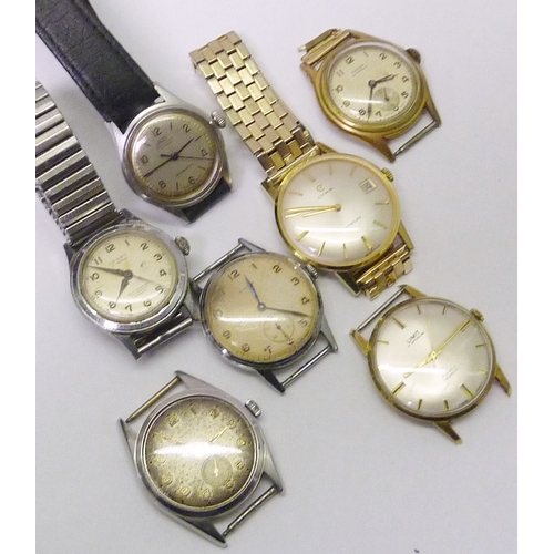 322 - Wristwatches incl a ladies Tag Heuer Professional Golf Watch, in boxes with papers, 34mm across; a g... 