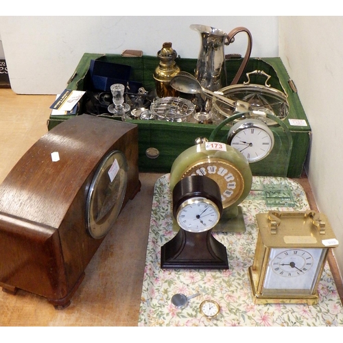 173 - A group of 5 various clocks together with a qty of silver plate and metal ware (2)