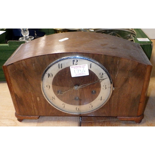 173 - A group of 5 various clocks together with a qty of silver plate and metal ware (2)