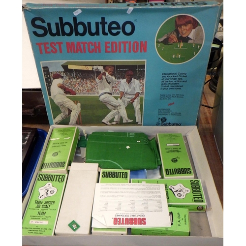 187 - Subbuteo table soccer & cricket etc AF (2)