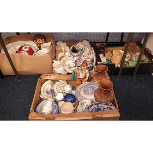 263 - A large qty of misc ceramics & collectables AF (4)