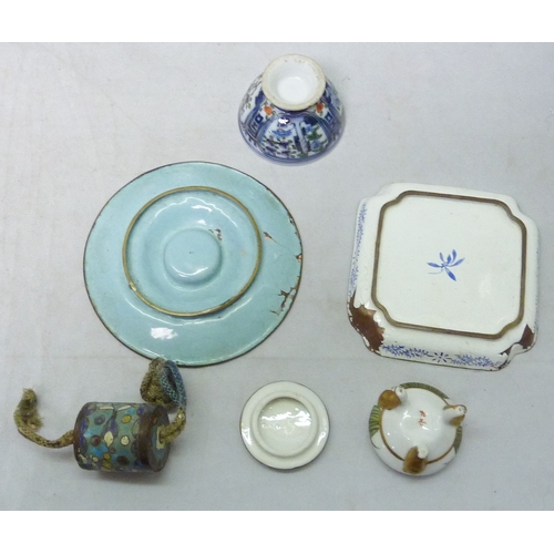 272 - Four various Oriental  brass boxes; a Chinese blue and white ceramic ball; two black lacquer dishes;... 