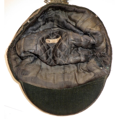 31 - An Exeter RFC 1925-6-7 cap together with further textiles