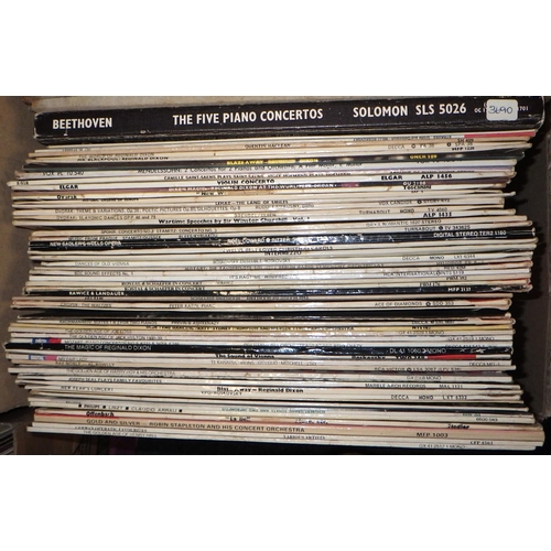 174 - A large qty of mainly classical Lps (6)
