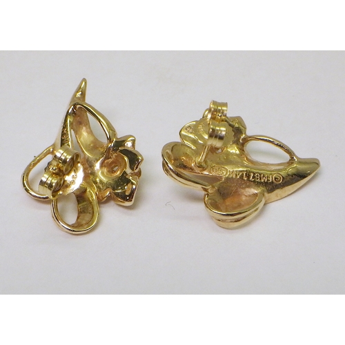 28 - A pair of Stuart Devlin Gold & Diamond earrings, each comprising a single diamond in a 14ct gold set... 