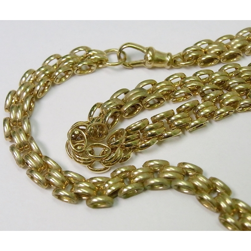 48 - A 9ct gold necklace / chain of gate link design.  460mm long / 6mm wide / 40g.  In original presenta... 