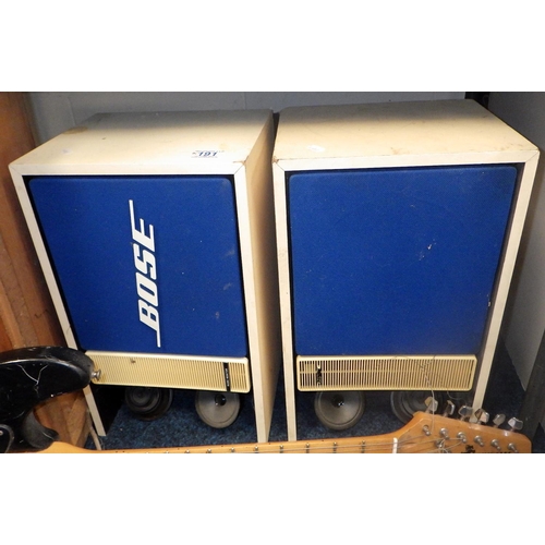 191 - Two Bose Speakers, guitar and a wireless ALL AF (4)