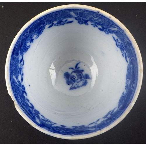 260 - Three Blue & White early 19thC tea bowls and a small dish AF (4)