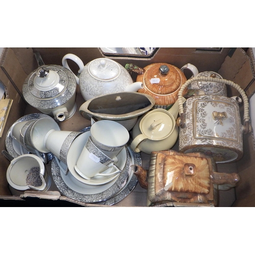 317 - Two boxes of misc ceramics to inc tea wares, meat plates etc (2)