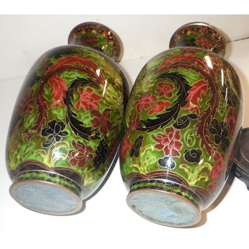 168 - A pair of Cloisonné vases, Smiths crisps tin and a powder compact, af.