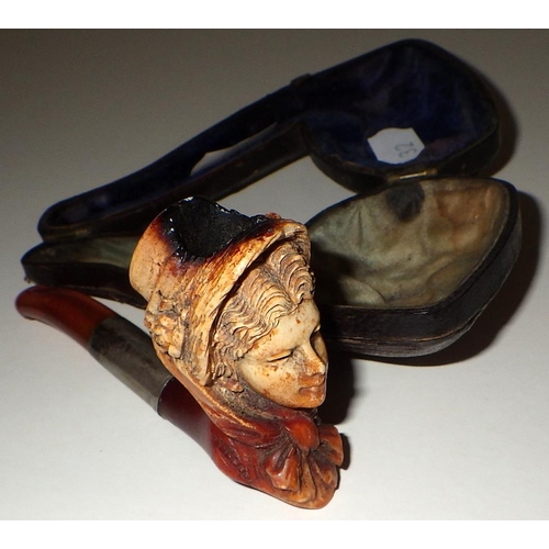 173 - A cased Meerschaum smokers' pipe; a lacquered table cabinet, a/f; metalwares incl silver plate.