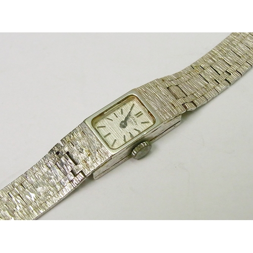 79 - A Rotary ladies bracelet watch, 9ct white gold having a manual wind movement.  24g gross / 10.5mm ac... 