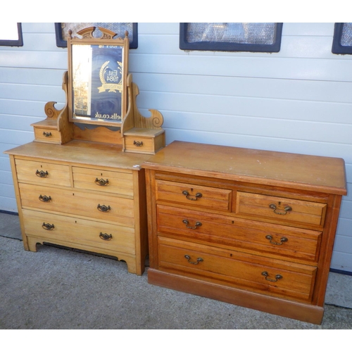 731 - An Edwardian dressing chest, 100cm wide together with a dressing chest base (2)