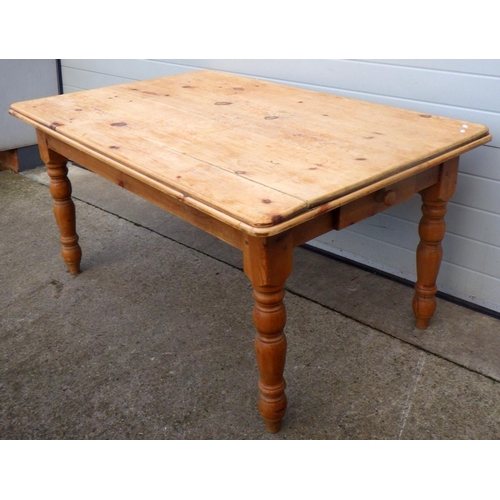 760 - A pine kitchen table, 153cm long, 102cm across