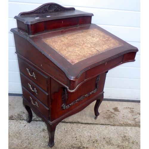 793 - An Edwardian mahogany Davenport, 56cm wide