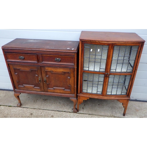 819 - A 1930's oak/ply cabinet with leaded glass doors, a/f, 65cm wide and another low cupboard (2)