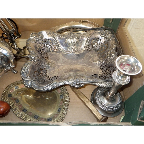 15 - A qty of silver plate, modern lamp etc