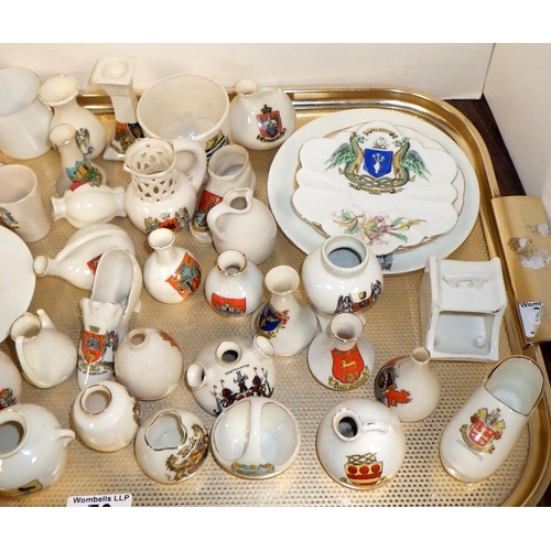 70 - A qty of various crested china