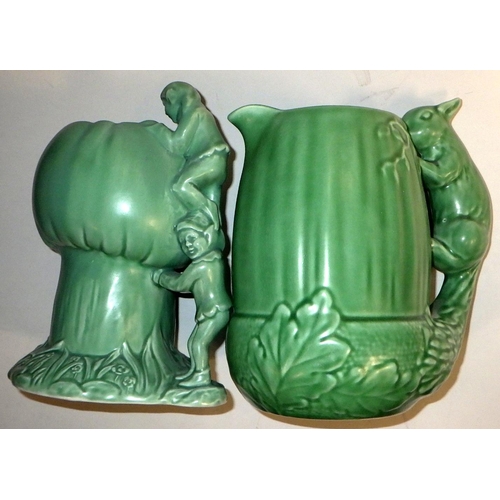 98 - Three green Sylvac jugs 1196, 1959 (3)