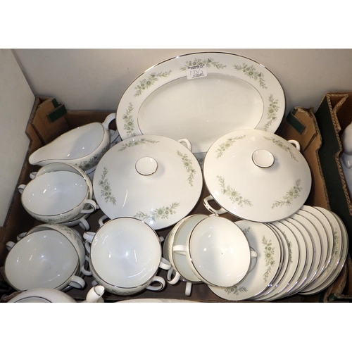 173 - A large qty of Wedgwood Westbury tea and dinner ware (3)