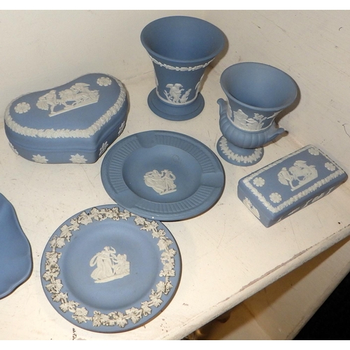 228 - A group of 12 pieces of Wedgwood blue Jasperware (12)