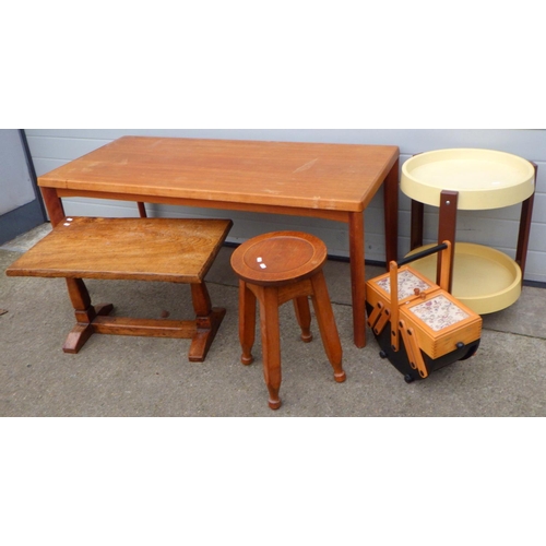 649 - A stool, oak coffee table, teak table, plastic occasional table & concertina sewing box (5)