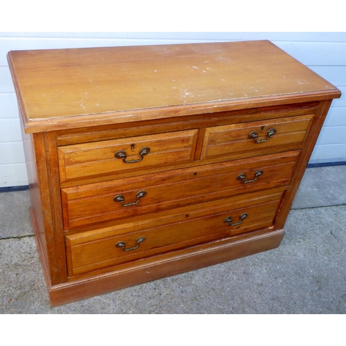 720 - A chest of drawers with later ply top, 108cm wide