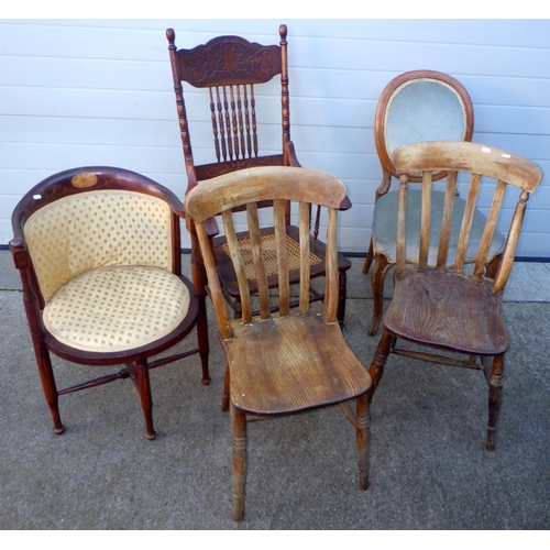 725 - Two kitchen chairs and three further chairs (a/f) (5)