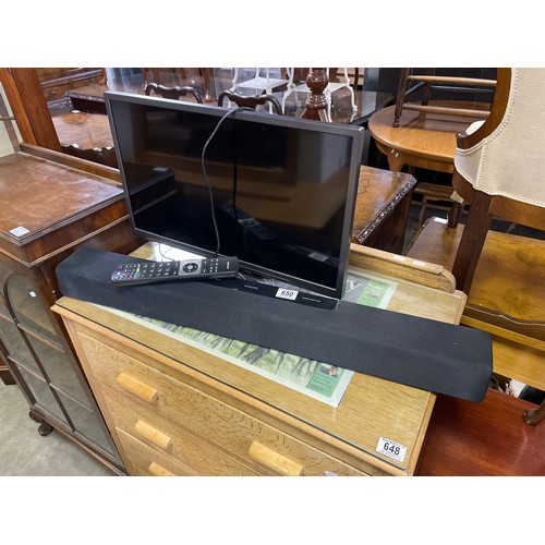 650 - A television (AF) with a Philips sound bar (2)