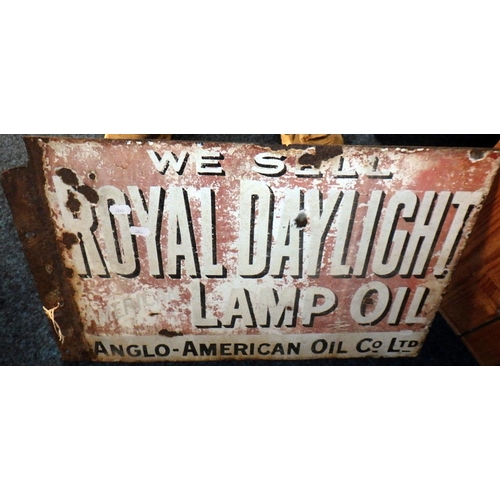 84 - An enamel Royal Daylight American lamp oil sign57 x 37 cm