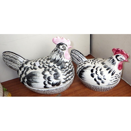 177 - A Le Cordon Bleu Country Life tureen & ladle together with two chicken egg holders (3)