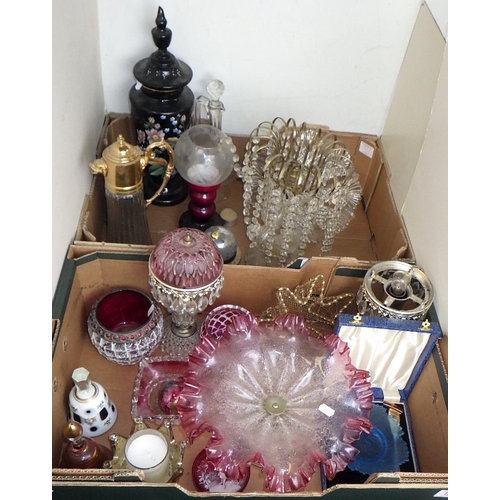 193 - Two boxes of misc glass wares to inc cranberry crackle centrepiece etc af (2)