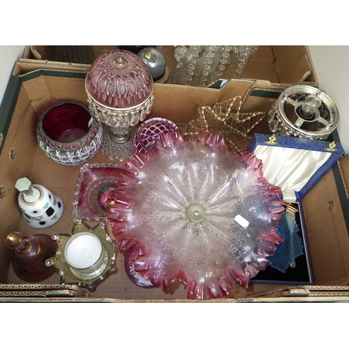 193 - Two boxes of misc glass wares to inc cranberry crackle centrepiece etc af (2)