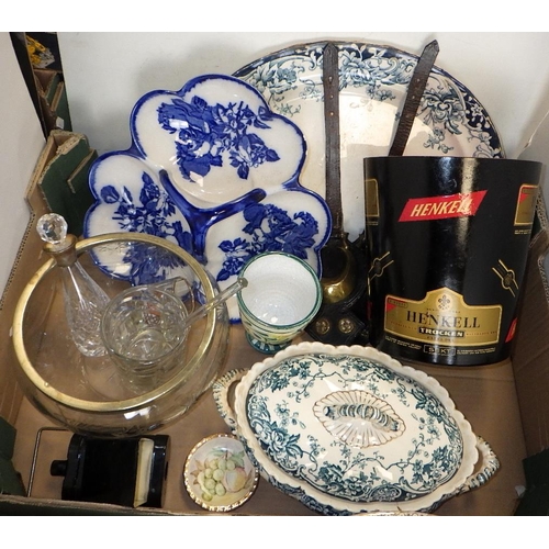 209 - A qty of misc ceramics & collectables to inc a jug & bowl set, Henkell bucket, horse brasses etc (qt... 