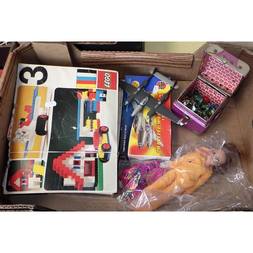 217 - A group of vintage toys to inc Lego, Airfix, doll, marbles together wit Meccano sets (4)