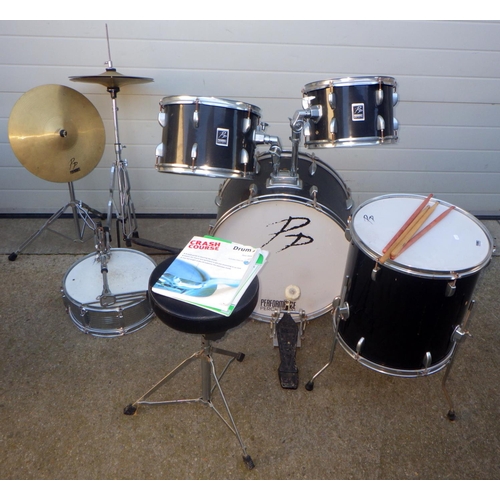866 - A Performance Percussion drum kit
