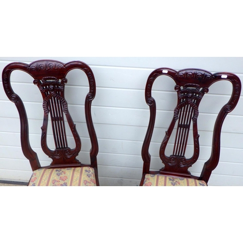 799 - A pair of mahogany dining chairs on cabriole legs