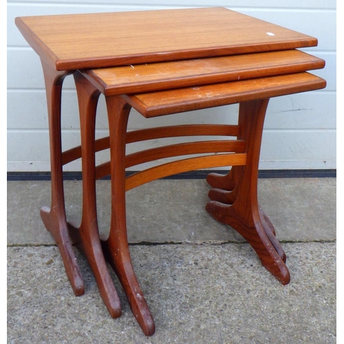 840 - A G. Plan teak nest of three occasional tables