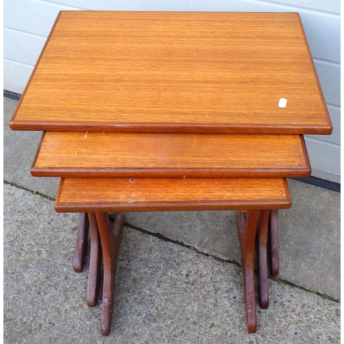 840 - A G. Plan teak nest of three occasional tables